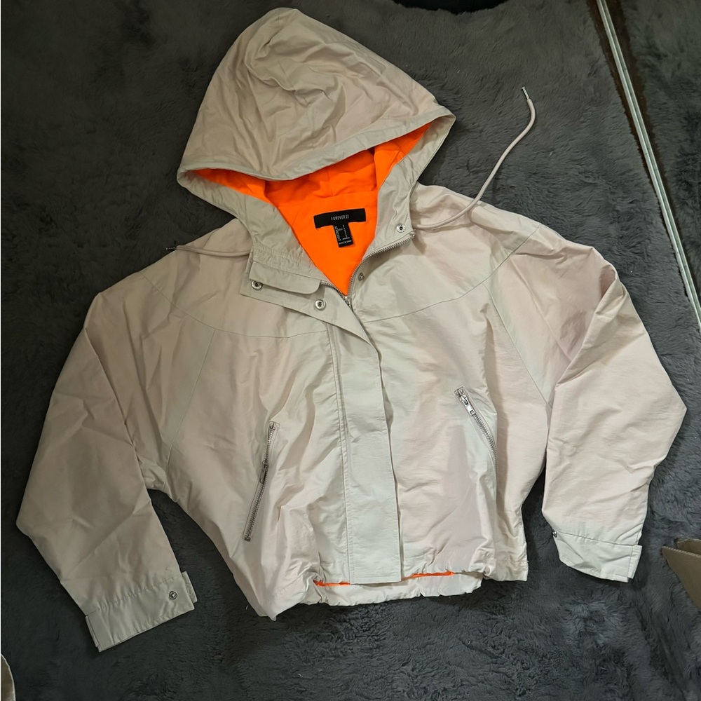 Lightweight jacket